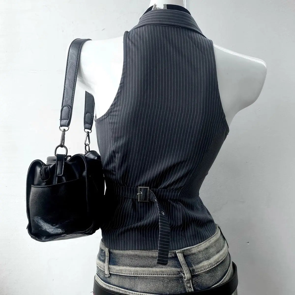 Vintage Lace-Up Striped Tee – 90s Y2K Grunge Style - ＤＡＥＬ